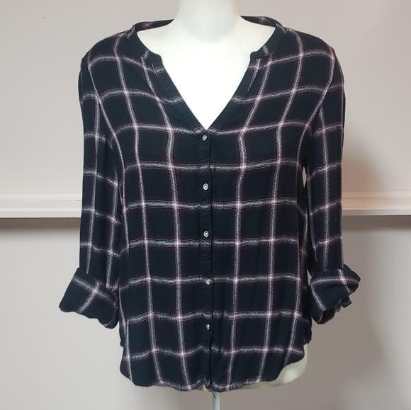 Calvin Klein shirt, size medium, black and red - Picture 1 of 5